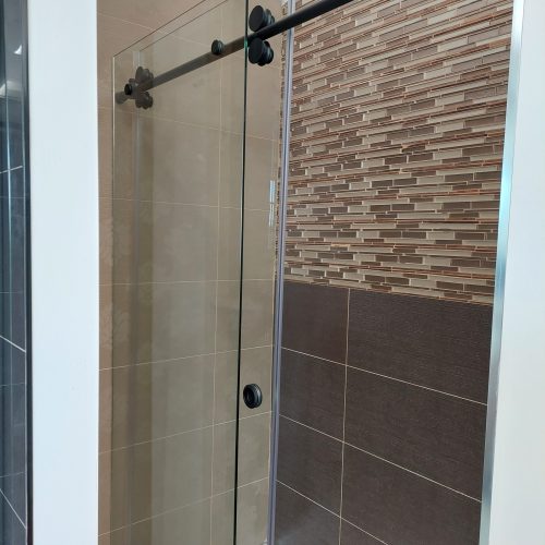 Frameless Shower Door LYF-03 8/10MM Black
